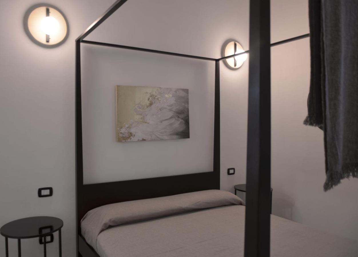 The Court Suites & Spa Таранто Экстерьер фото